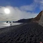 Avec Piscine, Entre Plage, Port Et Falaises アパート