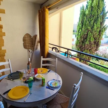 Appartamento Avec Piscine, Entre Plage, Port Et Falaises