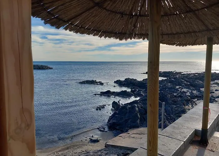 Appartement Avec Piscine, Entre Plage, Port Et Falaises *
